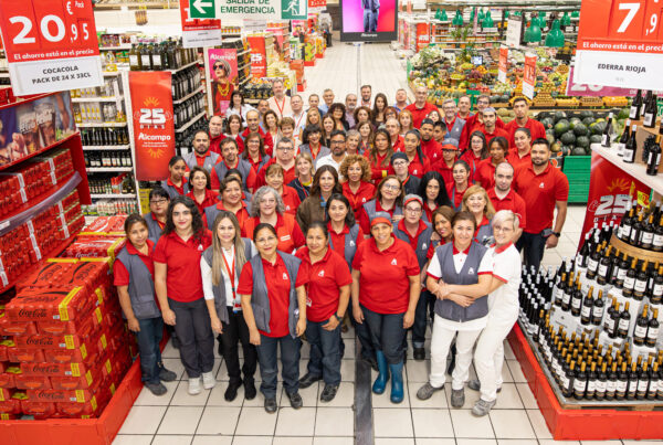Antigua fachada del hipermercado Alcampo Pío XII. El primero de la Comunidad de Madrid.