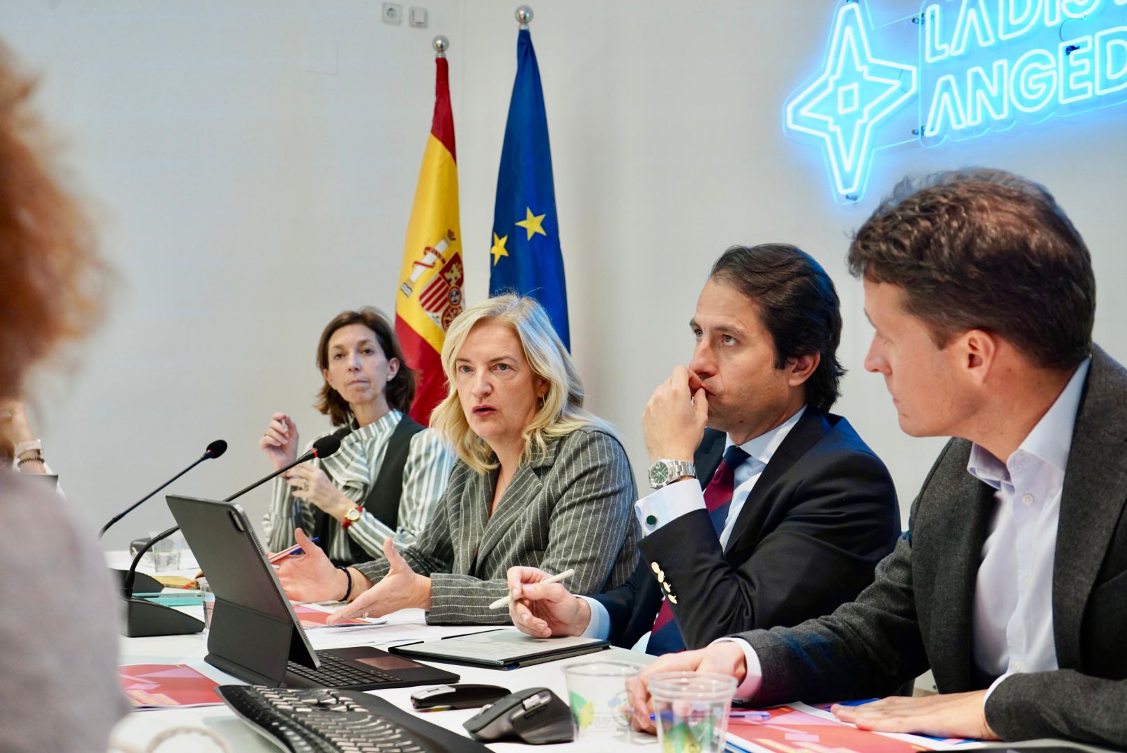 Intervención de LA DISTRIBUCIÓN durante la presentación del informe sobre el impacto de las plataformas asiáticas en Europa y el comercio español.